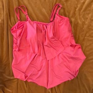 Liz Claiborne - Coral Tankini Ruffle Top